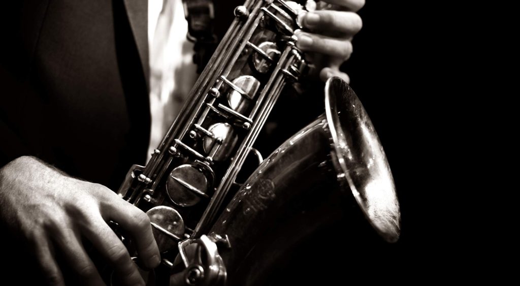 how long does it take to learn alto saxophone