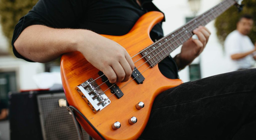 how to become an advanced bass guitar player